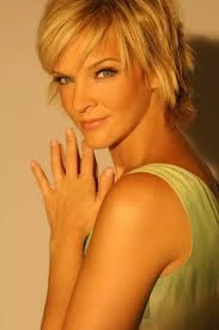 Actrita americana Jennifer Rae Beck a murit de cancer la san, la varsta de 44 de ani