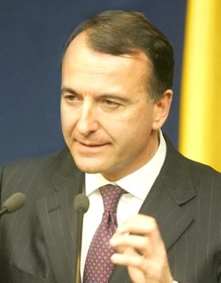 Autoritatile italiene cer garantii romanilor