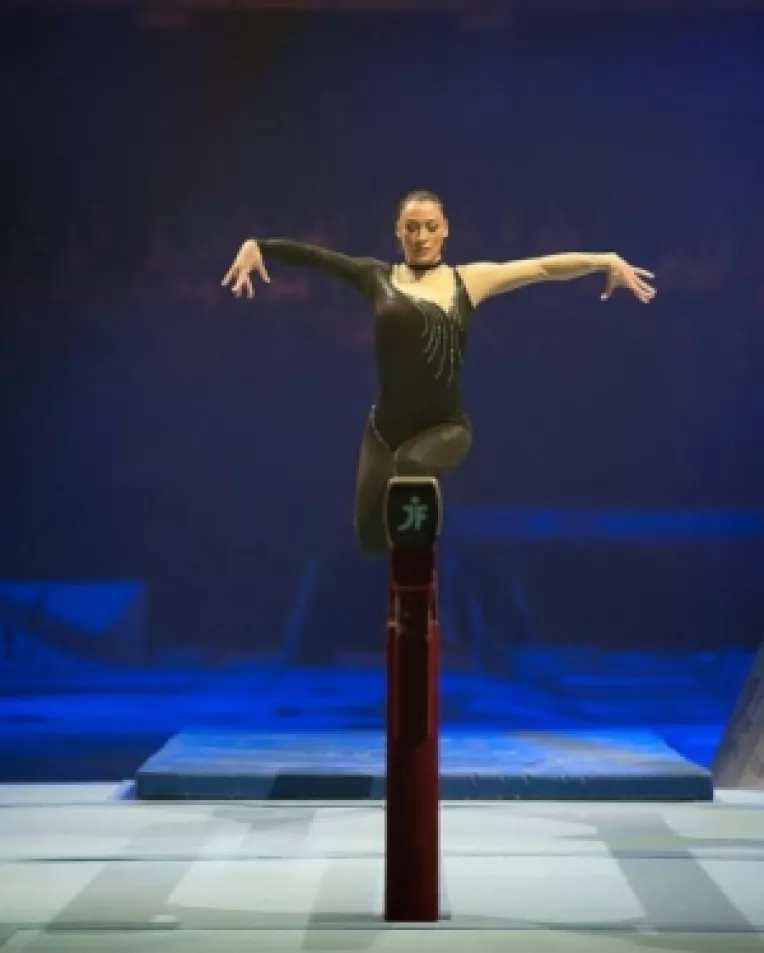 Catalina Ponor apare intr-o fotografie memorabila 