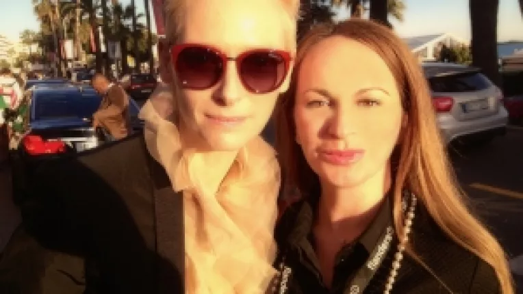 Delia Antal  a petrecut cu actrita Tilda Swinton la Grand Prix-ul de la Monaco!