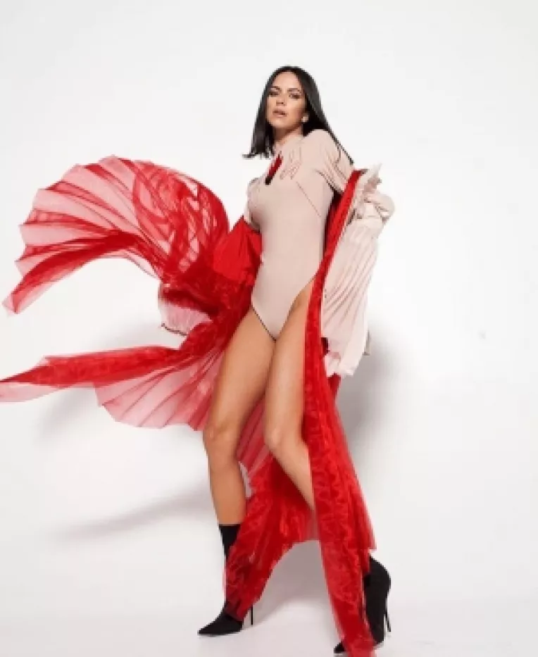 INNA lanseaza Pentru ca, impreuna cu The Motans cu videoclip oficial