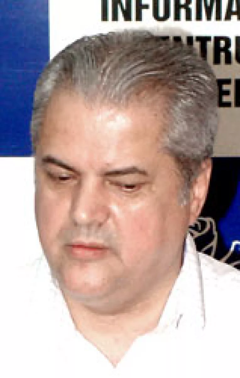 Nastase l-a batut pe Basescu la vizibilitate