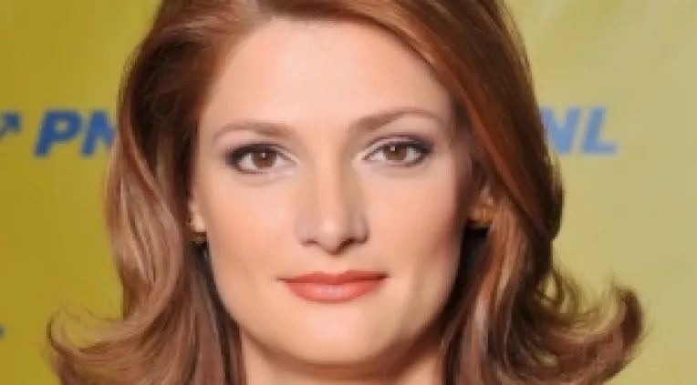 Ramona Manescu: "Romania este un stat membru al UE si al NATO, nu poate fi tratata ca o tara aflata sub monitorizare"