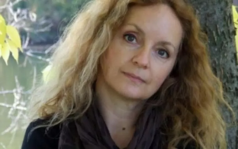 Scriitoarea Veronica D. Niculescu, de profesie traducator literar, intervievata de Cristian Teodorescu