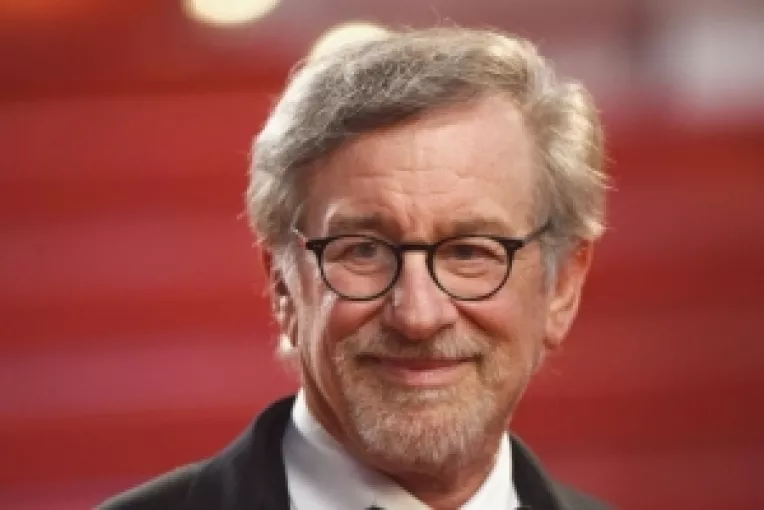 Steven Spielberg crede ca ne indreptam spre un mediu periculos cu realitatea virtuala