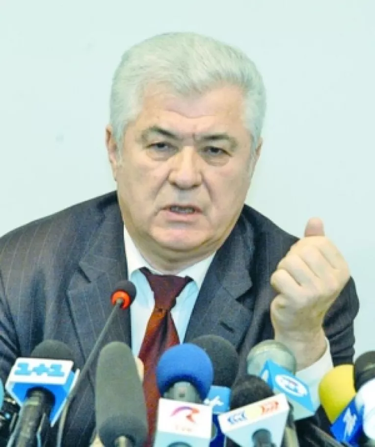 Voronin, alaturi de Rosca in caz de anticipate